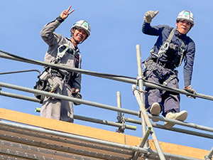 株式会社角原架設 施工スタッフ／未経験歓迎／交通費全額支給／マイカー通勤OK