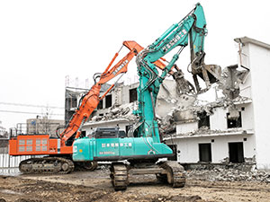 株式会社本間解体工業 技術系総合職／未経験OK／月給27万～／資格取得費用全額補助
