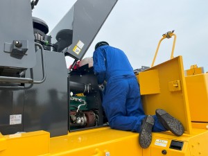 京葉運搬機株式会社 フォークリフトの整備スタッフ／未経験歓迎／賞与平均75万円
