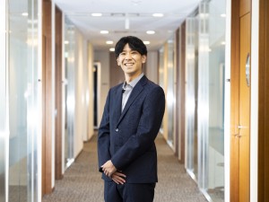 株式会社ティーガイア 法人営業／年休123日以上／各種研修充実／残業月15h以内