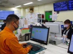 株式会社共同物流サービス　物流センター 夜間の事務作業／完全週休二日制／残業なし／経験・体力不問