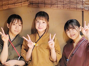 株式会社ジールスピリッツ「ほっこり瓢箪島」 ホールスタッフ／選べる休日数・年間休日110日／劇場スグ