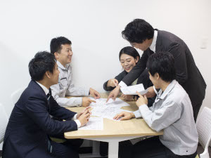 特許機器株式会社 メーカー法人営業／ルート営業／賞与実績7.0カ月分／土日祝休