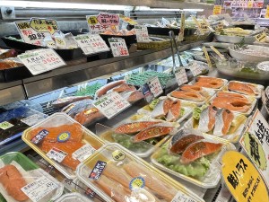 株式会社昭和 塩干専門店「塩干の太助」の店長候補／未経験歓迎／年休120日