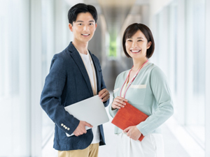 株式会社トラスト 社内SE／月給25万円以上／年休121日／賞与年2回