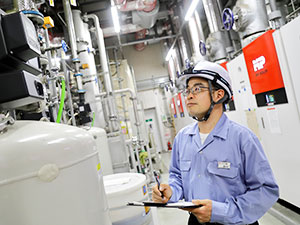 テスコ株式会社 設備点検・確認スタッフ／プライベートも大事に／安定性＆手に職
