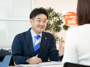 ＳＡＺＡＩＥ株式会社 不動産系総合職／新規事業を支える／賞与年2回／未経験歓迎
