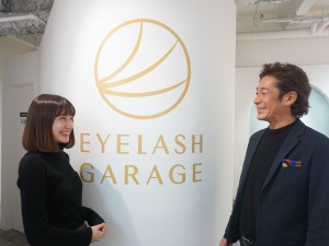 株式会社アイラッシュガレージ(ビューティガレージグループ) 人事労務・総務／年休126日／年収360万円以上／服装自由