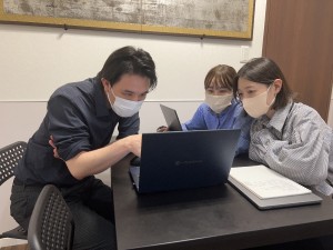 有限会社ジェイエイチラボ（アヴェニュー六本木クリニック／アヴェニュー表参道クリニック） 美容クリニック広報／未経験歓迎／年休125日／月給26万円～