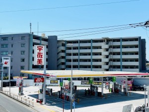 株式会社東日本宇佐美(宇佐美グループ) サービスステーションの店舗スタッフ／賞与年2回／年休120日