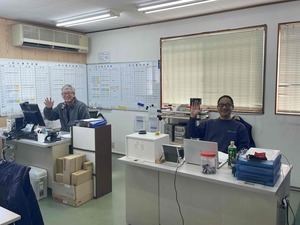 大池商事株式会社 自動車整備士／未経験歓迎／年休124日／残業なし／転勤なし