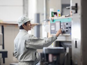 株式会社日本シード研究所 土日祝休み／業績連動賞与あり／残業少なめ／真空装置の組立