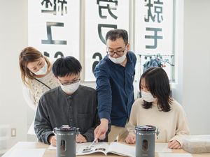 株式会社シクロ 生活支援員及び職業指導員／年間休日127日／土日休み