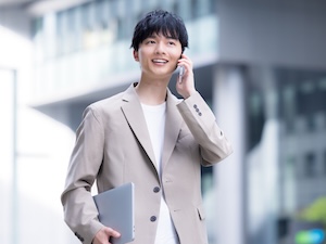 株式会社ＯＵＴ　ＯＦ　ＳＴＥＰ 電気代削減の提案営業／未経験歓迎／年収600万円も可能