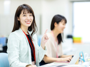 大樹生命保険株式会社(日本生命グループ) 事務職／未経験歓迎／土日祝休み／残業月10h以下／賞与年2回