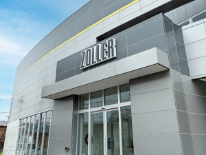 ＺＯＬＬＥＲ　Ｊａｐａｎ株式会社 外資系企業での事務業務／土日祝休み／20～30代が中心の職場