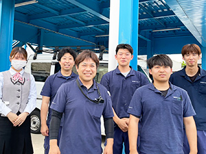 株式会社ケイ・コムレード 完全週休2／年休120／資格手当豊富／内装・設備工事