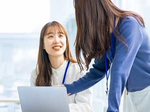 ビルボードマネジメント株式会社 ヘルプデスク／未経験歓迎／残業ほぼなし／土日祝休み