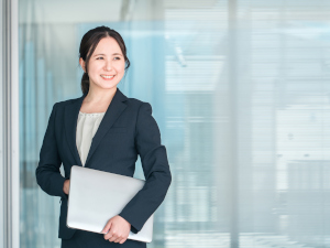 アルファクラブ東北株式会社 冠婚葬祭ディレクター／月給28万円／未経験歓迎／学歴年齢不問