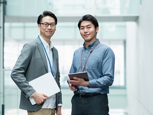 株式会社ワタナベ(福神グループ) クリニック開業支援／賞与実績4カ月／土日祝休み／原則残業なし