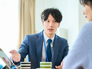 株式会社グローバルヒューマンブリッジ 完全未経験からキャリアをスタート！総合職（販売・接客・営業）