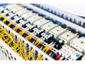 株式会社大成電機 制御盤設計／月給27万円～／賞与2回／転勤無／マイカー通勤可