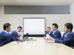株式会社豊田自動織機【プライム市場】 生産技術職／ポジション多数／社員寮完備／在宅可／年休121日