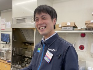 株式会社銭家 運営スタッフ（未経験歓迎／基本夜勤なし／自由休暇年10日）