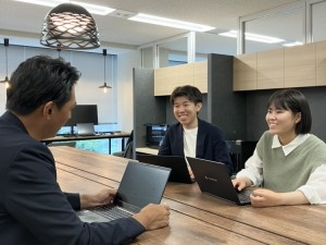 株式会社ｉサポート(株式会社アイキューブ・マーケティングのグループ会社) Web系総合職／残業ほぼ無し／充実のスクール研修／在宅勤務可