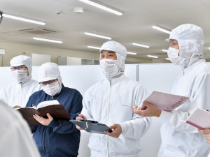 大成化工株式会社(大成化工グループ) 製造オペレーター／未経験歓迎／土日祝休み／賞与4カ月