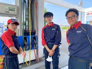 日本ＢＣＰ株式会社 ガソリンスタンド運営スタッフ（店長候補）／賞与年2回