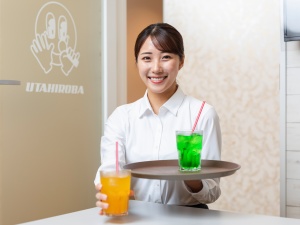 株式会社歌広場(クリアックスグループ) 歌広場スタッフ／未経験も月給27.9万円／土日休・夜勤無も可
