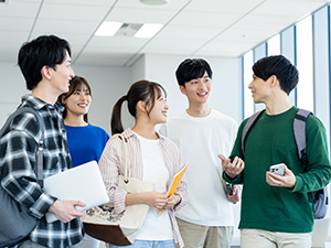 株式会社ＣＣＳ ITエンジニア／年休120日以上／土日祝休／月給30万円以上