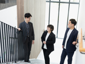『眼鏡市場』『レンズスタイル』（株式会社メガネトップ） CX担当／未経験歓迎／土日休み／転勤なし／本社勤務