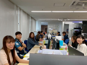 小野建沖縄株式会社(小野建株式会社グループ) 事務／土日祝休み／原則定時退社／服装自由／賞与年2回