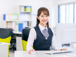 三友通商株式会社 経理事務職・管理職候補／未経験歓迎／残業月10時間