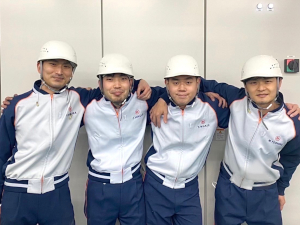 秋畑紙器株式会社 未経験OK！仲間と人気商品の箱を製造せよ／製造オペレーター