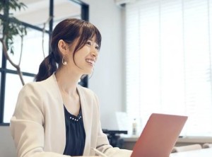 株式会社エフェクト 医療情報システム導入エンジニア／年休125日／前職給与保証