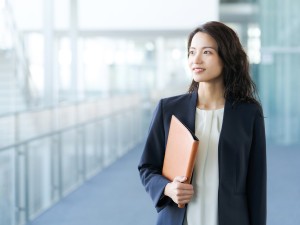 株式会社ＣＢホールディングス 人事支援コンサルタント／新規部署に配属／フレックス／土日祝休