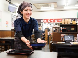 株式会社資さん(すかいらーくグループ) 人気うどん店の店長候補／関東エリアは月給30万円以上／残業少