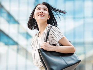 株式会社エグゼクティブプロテクション 労務担当（経験の有無を問わず募集）年休126日・六本木勤務！