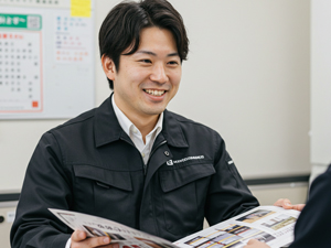 内藤商事株式会社 ルート営業／未経験OK／賞与実績3～4ヵ月分／土日休み