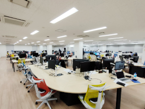 ＮＸ商事株式会社 広島支店(NIPPON EXPRESSホールディングスグループ) 建設コンサルタント／40～60代活躍／年休124日／在宅あり