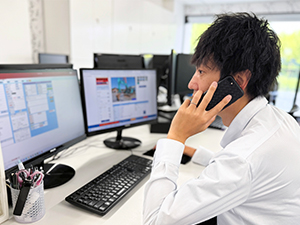 株式会社トクワールド 建設機械の買取販売／年休120日／転勤なし／月給30万円～
