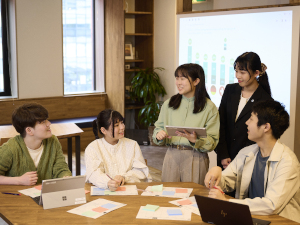 学校法人創志学園【クラーク記念国際高等学校】 クラーク記念国際高校の教員／免許不問／eスポーツや宇宙開発も