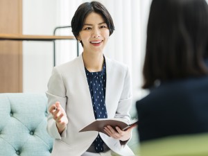 株式会社損害保険リサーチ 保険調査事務／未経験歓迎／月収50万円以上も可／講習会あり