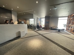 シャルム商事株式会社 レンタルオフィスの秘書スタッフ／銀座3分／完全週休2日制
