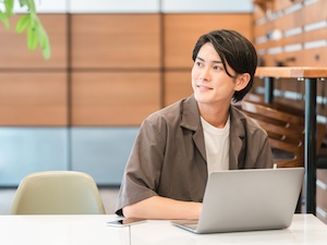 中央ＩＣＴ協同組合 総合職（営業事務・営業職）／未経験歓迎／フルリモート