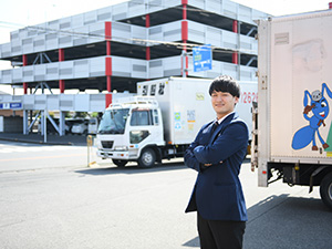 アリさんマークの引越社（株式会社引越社） 選べるお見積・お引越し現場／見積用スーツ貸与あり・月10日休