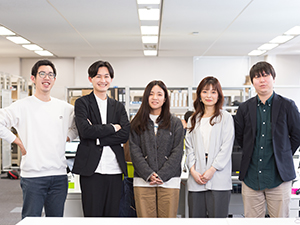 株式会社ロココ【スタンダード市場】 上場企業の人事労務／昨年賞与実績3.6ヶ月分／海外事業あり